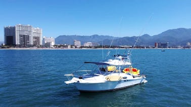 Diversão e aventura no iate Luhrs 32 com capitão profissional