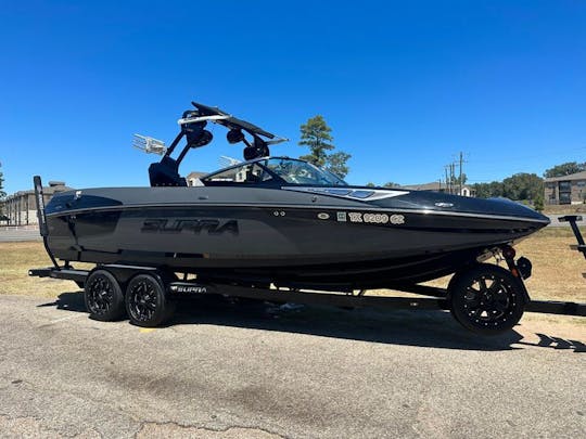 Lake LBJ - Supra SE 450 Wakeboat para 12