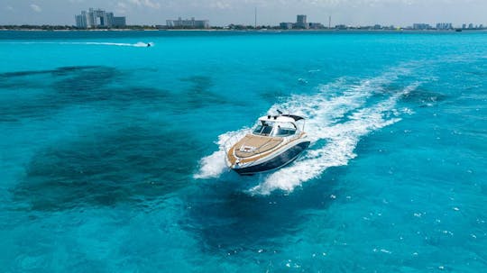 Sea Ray Sundancer 40ft in Cancun – Sophistication and Comfort 