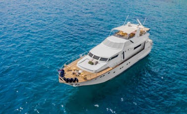 Yacht à moteur de luxe de 24 mètres à Bodrum 