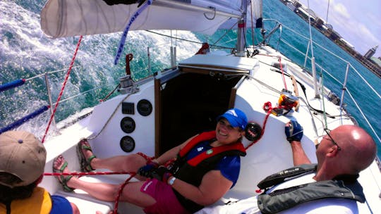 Sailing Lessons with Chicago's #1 Rated Sailing School