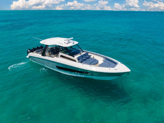 BOSTON WHALER 420 OUTRAGE WITH QUAD 450R'S  RACING MOTORS