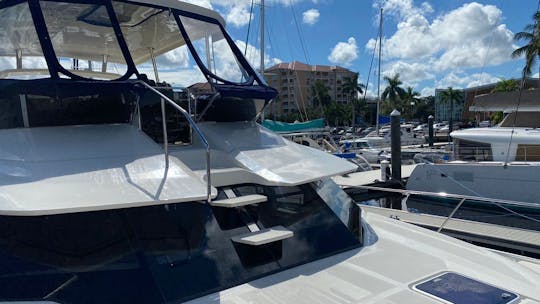 Aluguel de catamarã Aquila Power “Moana” 44' em São Petersburgo, FL