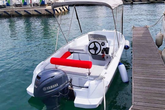 Barco Roto 450s para alugar em Island Rab 