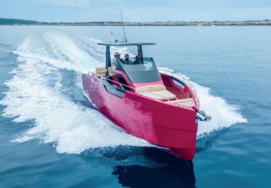 Nuva M11 Open Luxury Motor Yacht Rental in Eivissa, Illes Balears