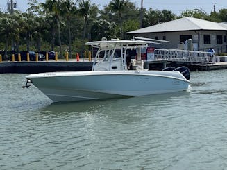 Boston Whaler de 32 pies | Crucero por bancos de arena y bebidas alcohólicas por Riviera Beach/West Palm Beach