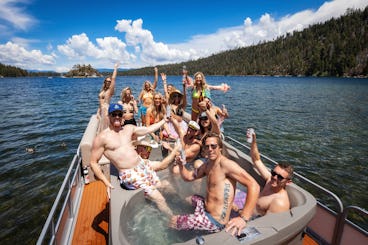 Lake Havasu’s ONE & ONLY Hot Tub Boat Charter!