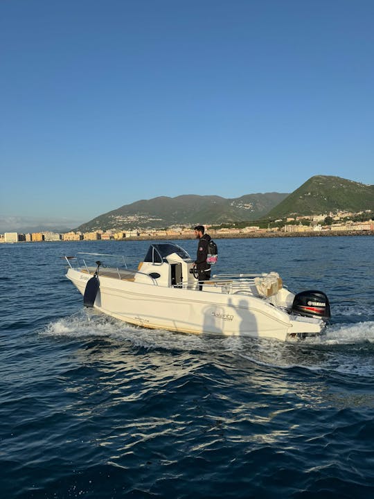 Barco Salento marine Sundek 19s en Sorrento, Campania
