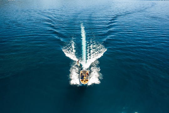 タホ湖のスーパー・エア・ノーティック・ウェイクサーフ・ボート-8 時間