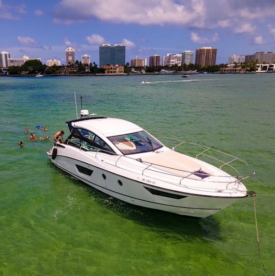 MODERN 42 BENETEAU MOTOR YACHT - HAULOVER SANDBAR / SUNNY ISLES / AVENTURA