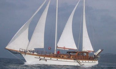 Charter 4 Sails Luxury Aborda Gulet in Split, Croatia