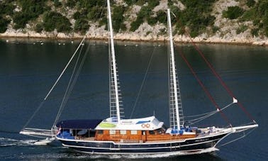 Charter Luxurious 93' Gulet in Split
