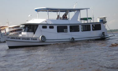 Houseboat Tour in Manaus Brazil