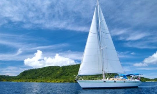 Tahiti Sailing Charter - Huahine - French Polynesia