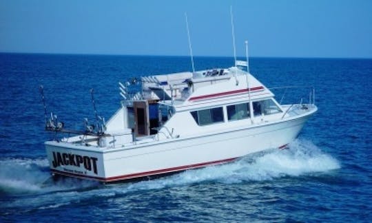 Book an Enjoyable Fishing Charters on Lake Michigan with Us!