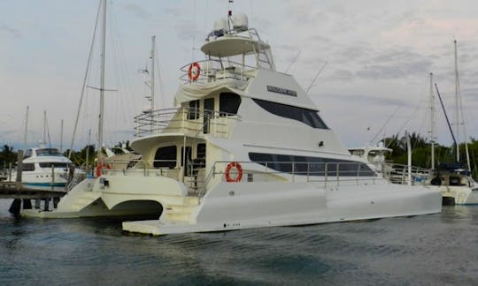 Mega Yacht Catamaran Cancun Isla Mujeres