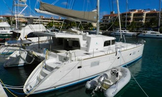 Charter the 50' Luxury Catamaran in Cancún, Quintana Roo