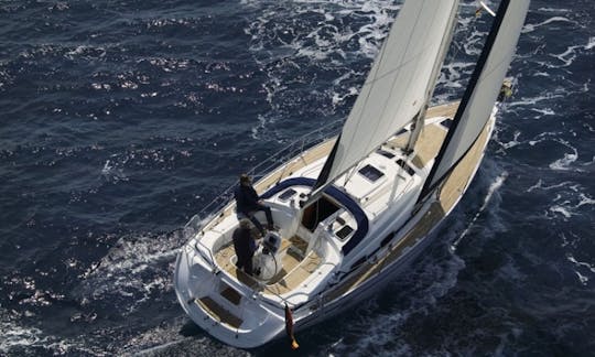 Charter Bavaria 49 Hadriel in Italy