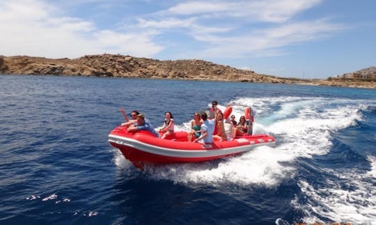 Location de Rib Boat à Mykonos, en mer Égée