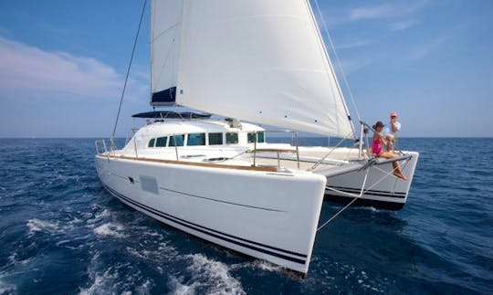Lagoon 410 Catamaran Charter for 8 Person in British Virgin Islands