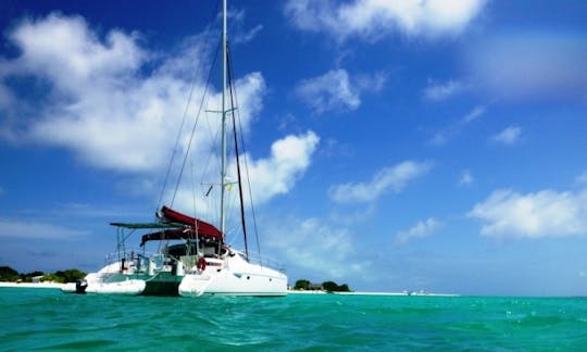 SV Onda Boa at Los Roques