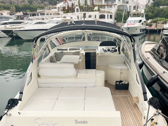 Yate 15 Meters Baia 48 flash gris oscuro
