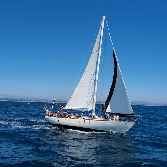 Velero Explorer 45' Bluewater para alquilar en Oceanside, California