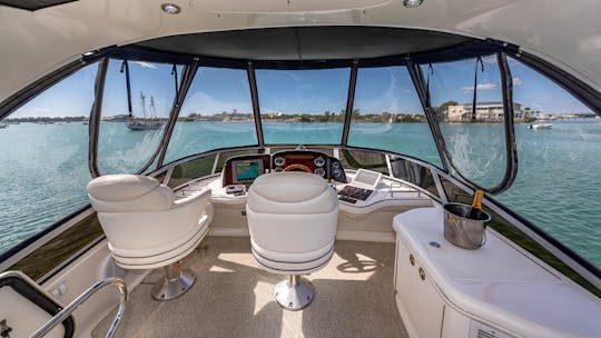 Last Minute Deal! 48' Sea Ray Fly Yacht for Rent in Miami, Florida.