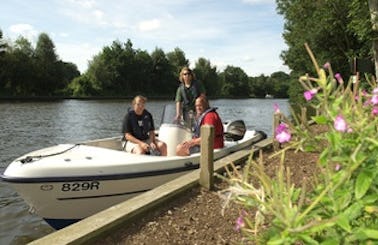 Guided Broad Trips at Salhouse Broad