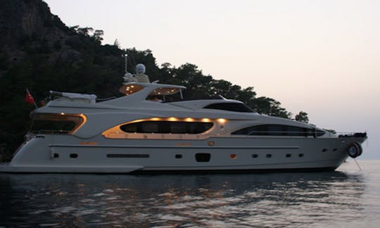 Merve Motor Yacht Rental in Bodrum