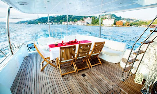 70' Private Luxury Yacht Rental in Istanbul with Premium Service