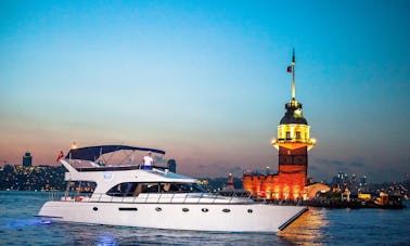 Location de yacht de luxe privé de 70 minutes à Istanbul avec service haut de gamme