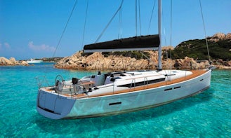 Palermo, Charter this 43' Cruising Monohull Earth Planet