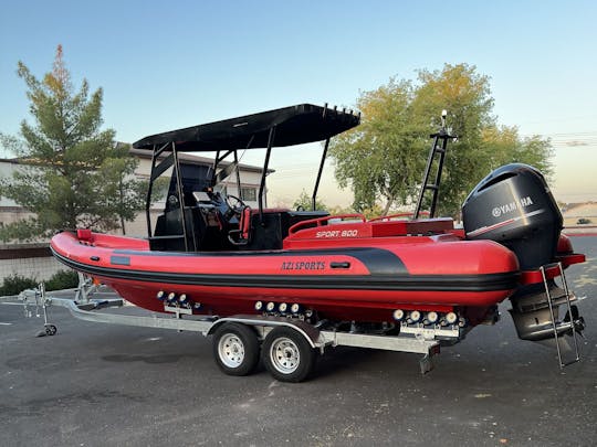 Barco deportivo RIB de crucero de 26 pies en Lake Pleasant