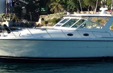 40' Tiara Yacht for Deep Sea Fishing Trip in La Romana, Dominican Republic