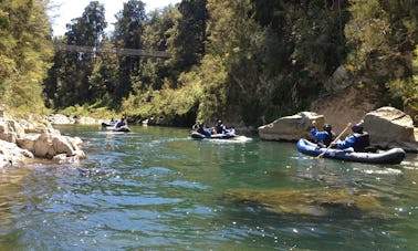 Excursions en kayak et en radeau sur le fleuve Pelorus en Nouvelle-Zélande