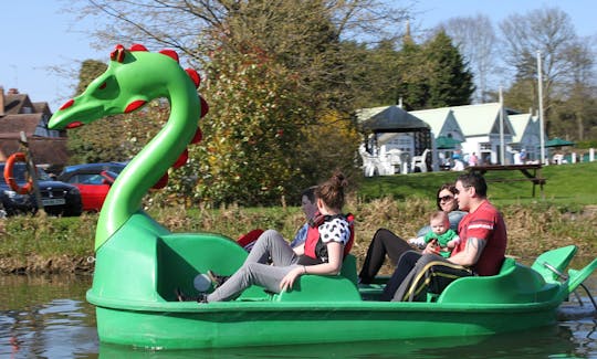 Pedalo Hire Paddle Boat em Warwick, Reino Unido