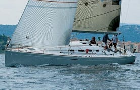 Charter 40' Cruising Monohull Beneteau 40.7 in Hamble-le-Rice, United Kingdom