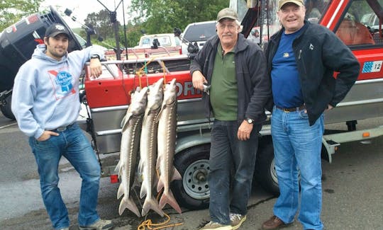 30' Fishing Charter in Astoria, Oregon for up to 6 Persons
