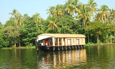 40' Houseboat Charter in Kerala, India