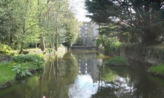 Discover old ruins of Castles and mills, forgotten estate  houses and lock keepers cottages