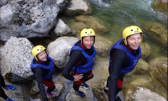 Canyoning no rio Cetina na Croácia