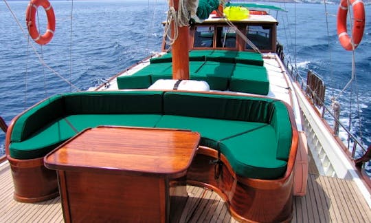 6 Person Turkish Gulet for Charter with Captain and Crew in Bodrum, Mugla