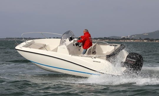 21' Deck Boat Rental for 7 people in Trogir, Croatia