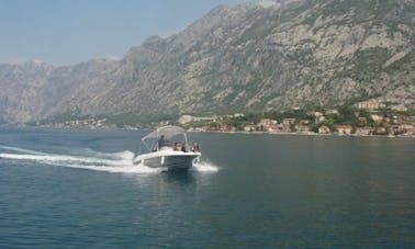 Location de bateaux à moteur à moteur à Kotor