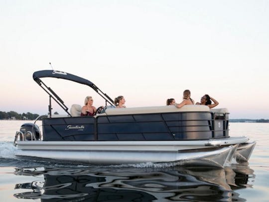 Godfrey Sweetwater Pontoon Rental Lake Wylie 