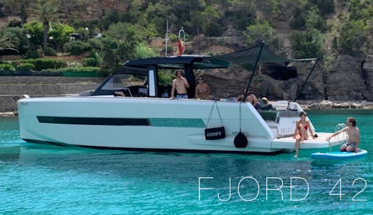 42ft Fjord Open Premium Day Boat Rental in Eivissa, Illes Balears