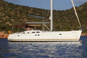Spanish Oceanis 473 Luxury Monohull Cruiser Potatos Charter in Palma, Balearic Islands