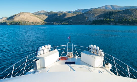 Motor Yacht "Lady O" Charter in Kefalonia, Greece