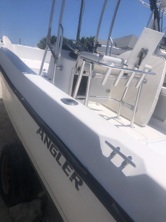 Faites de la plongée sous-marine, de la plongée avec tuba ou du tourisme à Exuma sur une console Quest Center de 20 pieds 